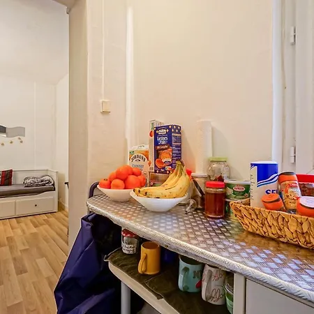Bright Studio In The Heart Of Paris