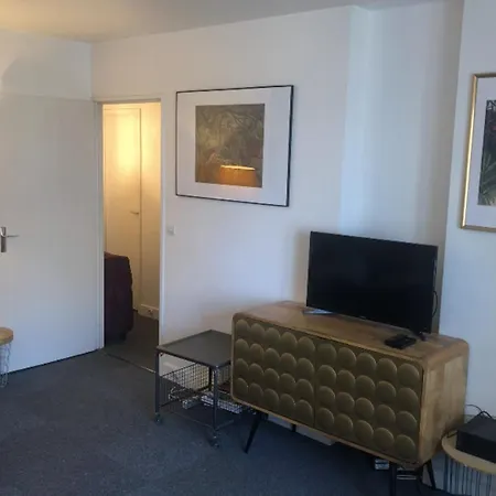 Bright In The Heart Of Apartment Paris